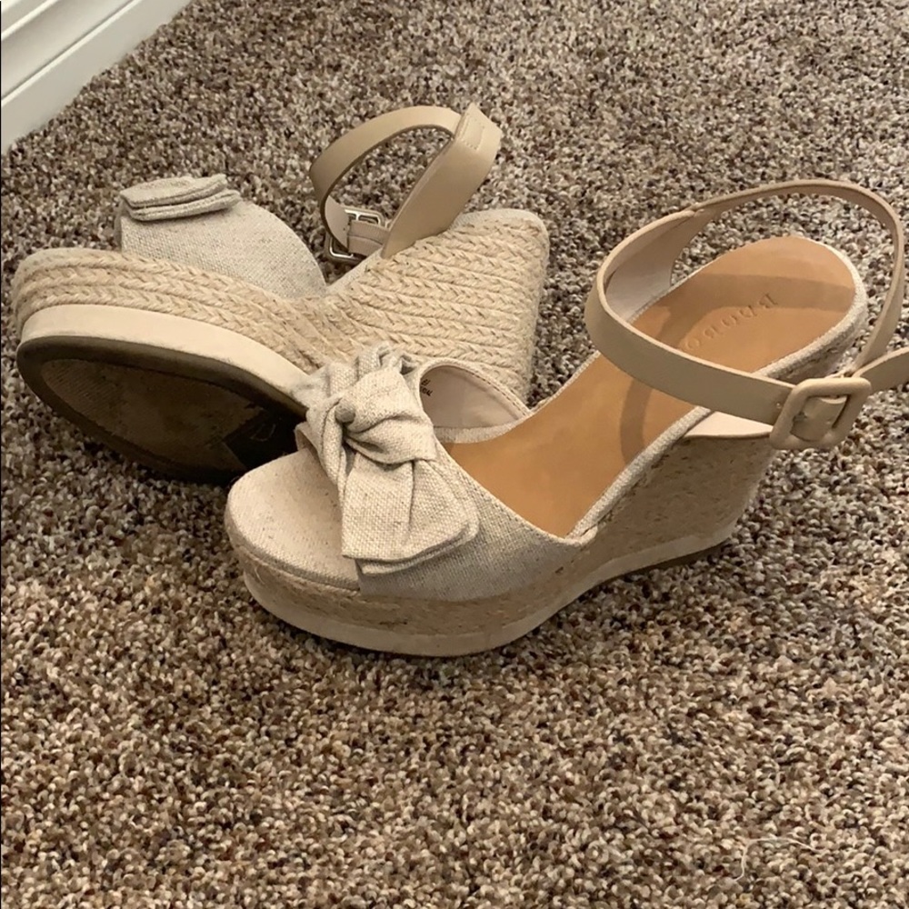 Nude Bamboo Wedges